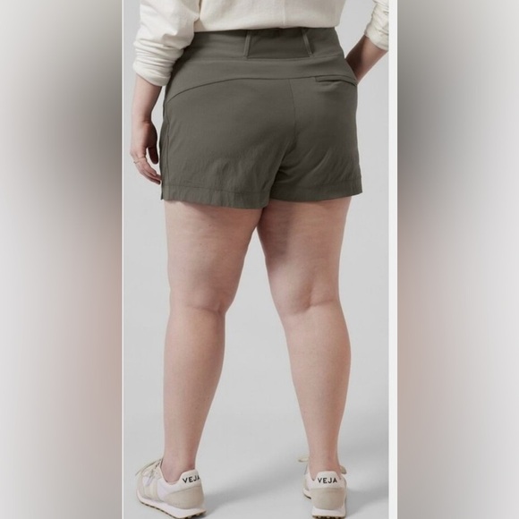 Athleta Trekkie North Short - Picture 3 of 5